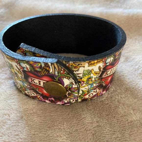 Love Kills Slowly Leather Bracelet - Picture 2 of 3